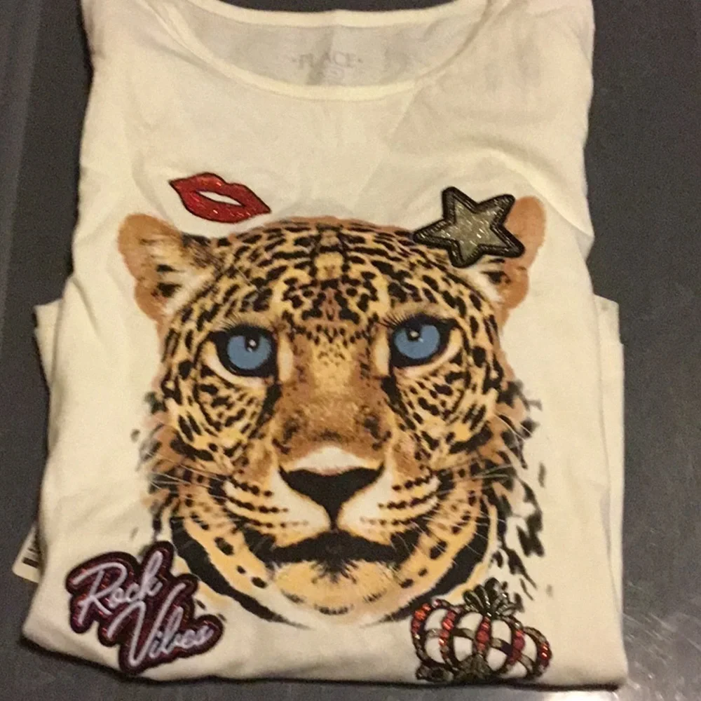 Long sleeve tiger top
